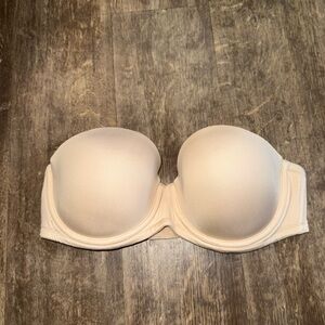 Wacoal Cream Strapless Bra